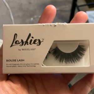 Lashies by Moxielash Boujie Lash New In Box